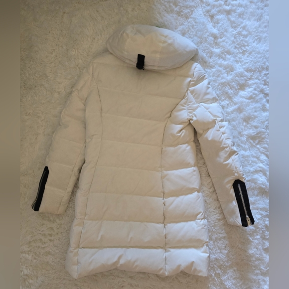 Moose Knuckles Women's White Hooded Parka - Picture 2 of 8